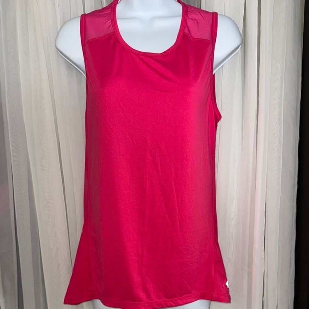 Nicole Miller Pink Sleeveless Tank Top with Rounded Neckline